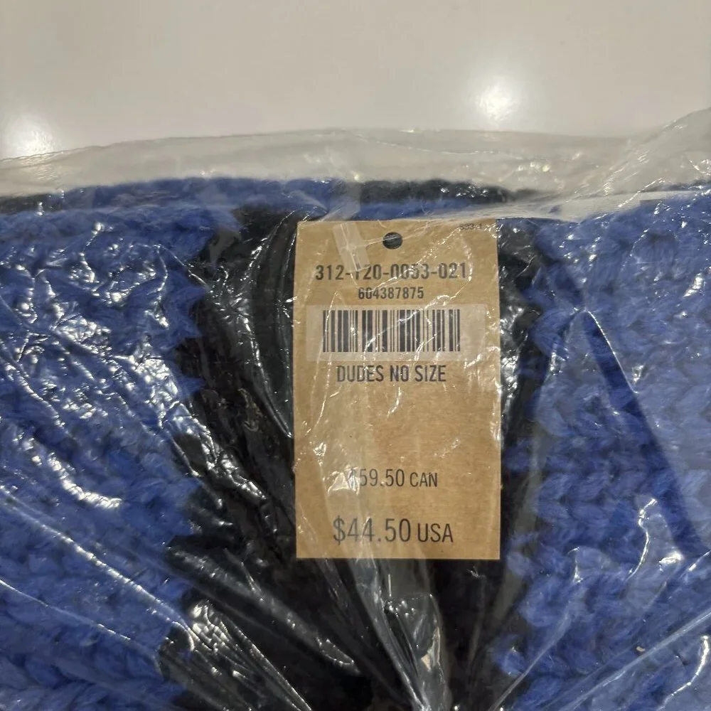 Hollister Knit Blue Black Scarf Brand Embroidered Soft Warm Winter Fall Thick